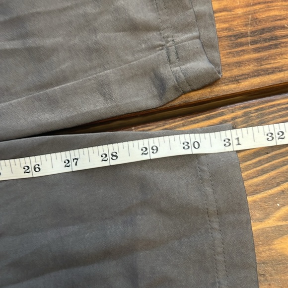 Barefoot Dreams Olive Green 100% polyester pants. Large. Measurements in pics. - Picture 6 of 11